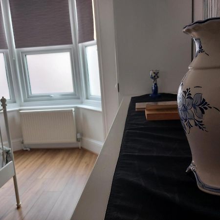 Cosy Central Canterbury - Modern Victorian Εξωτερικό φωτογραφία